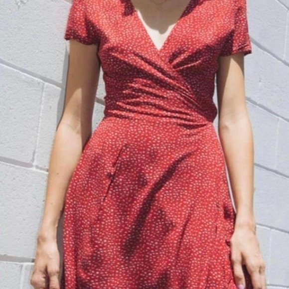 Brandy Melville | Dresses | Rare Brandy Melville Robbie Dress | Poshmark